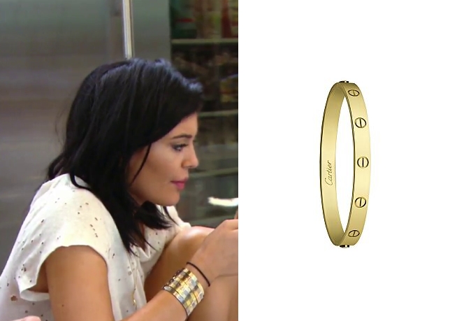 gold bracelet that kylie jenner has